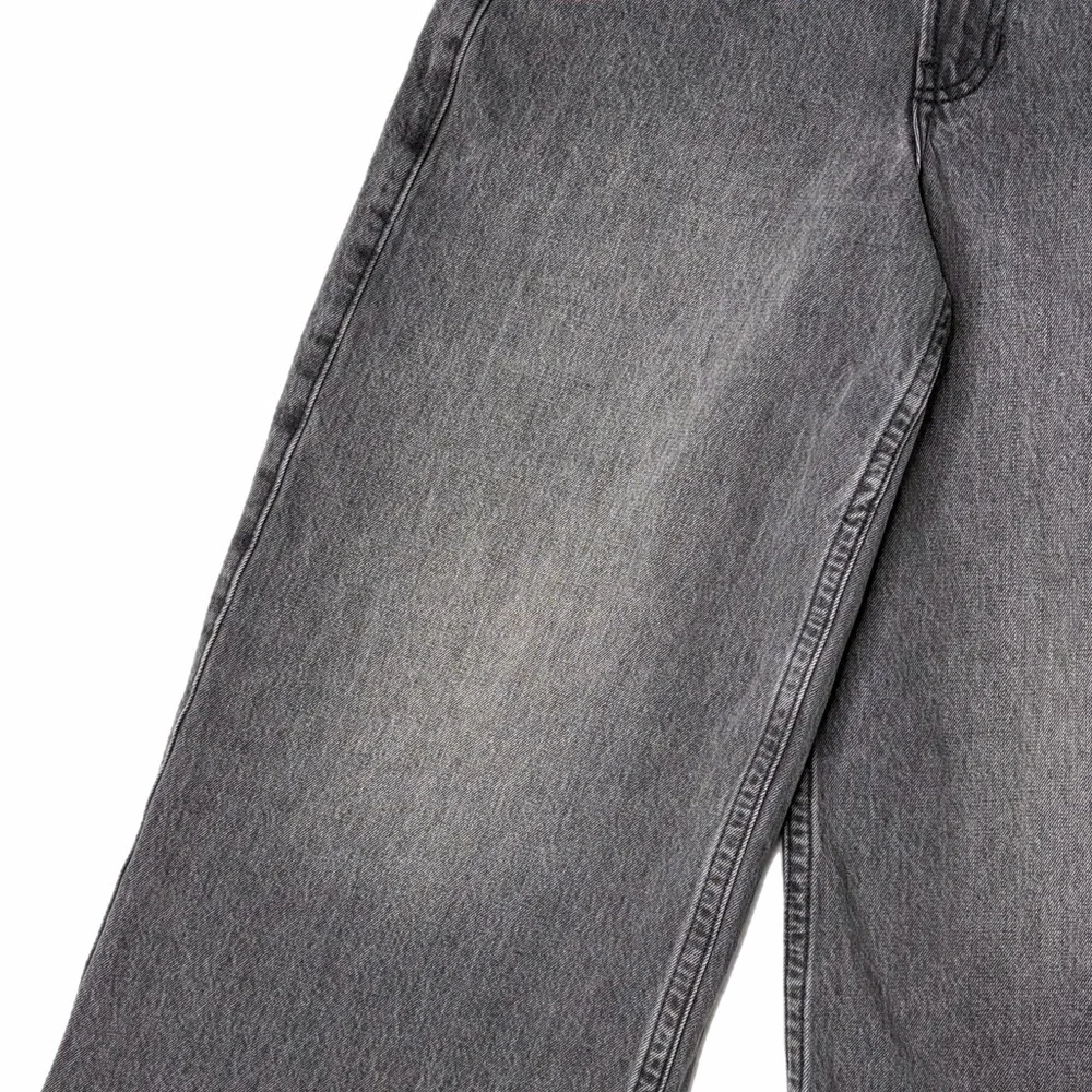 Hollister | Low Rise Super Baggy Jeans - 24 Short - Picture 8 of 14